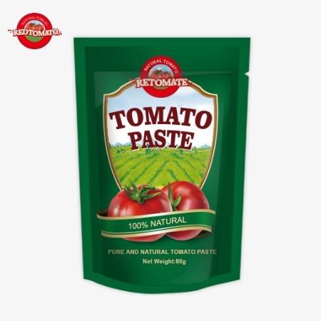 Eine 80g große Tasche mit doppelt konzentrierter Tomatenpaste wird mit einer Reinheit von 30% bis 100% angeboten